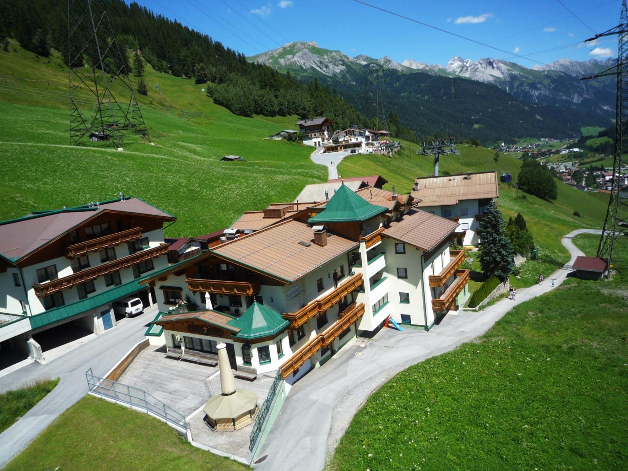 Hotel Garni - Restaurant Kaminstube Sankt Anton am Arlberg Exteriér fotografie