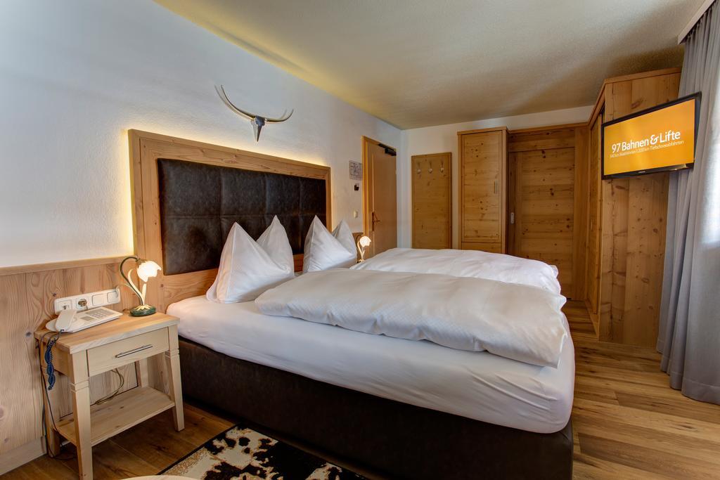 Hotel Garni - Restaurant Kaminstube Sankt Anton am Arlberg Exteriér fotografie